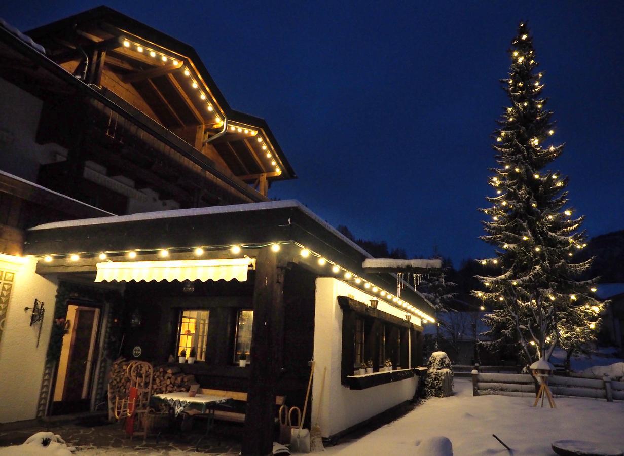 Das Halali - Dein Kleines Hotel An Der Zugspitze 埃尔瓦尔德 外观 照片